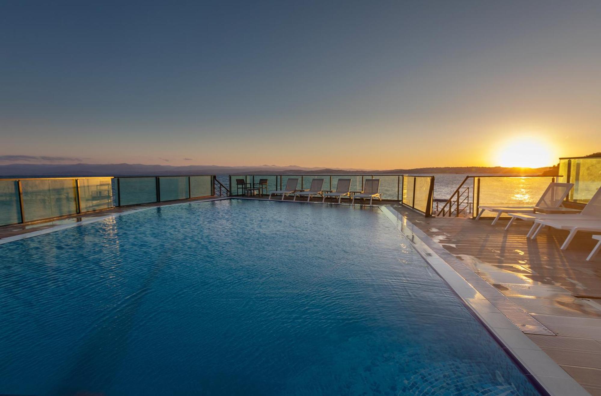 Vira Otel Suites Sinope Esterno foto